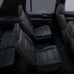 Chevrolet_suburban_3